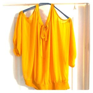 New with tags New York and company blouse